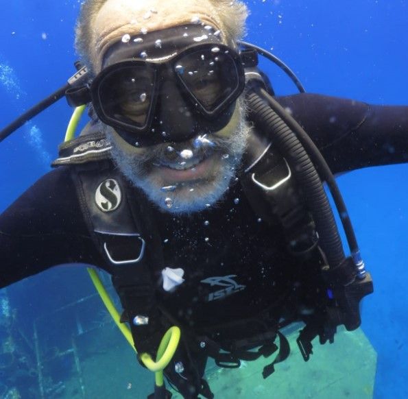 8-Hour 2-Tank Cenote Cave Dive for Certified Divers | Outguided