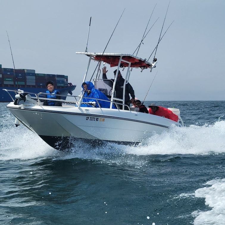 3 Hour Deep Sea Fishing Charter Off the Coast of Long Beach | Outguided